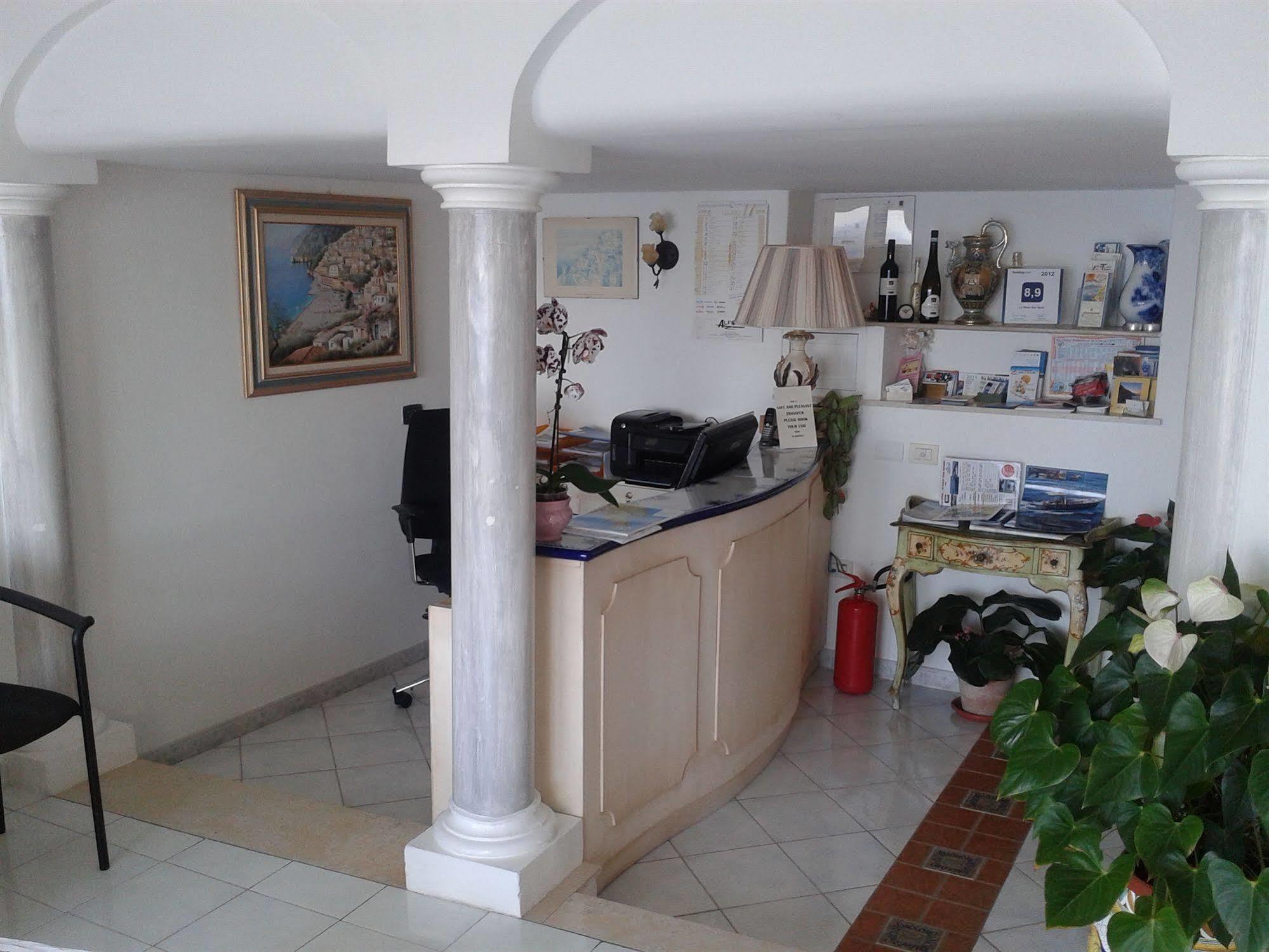 La Rosa Dei Venti Aparthotel Positano Kültér fotó