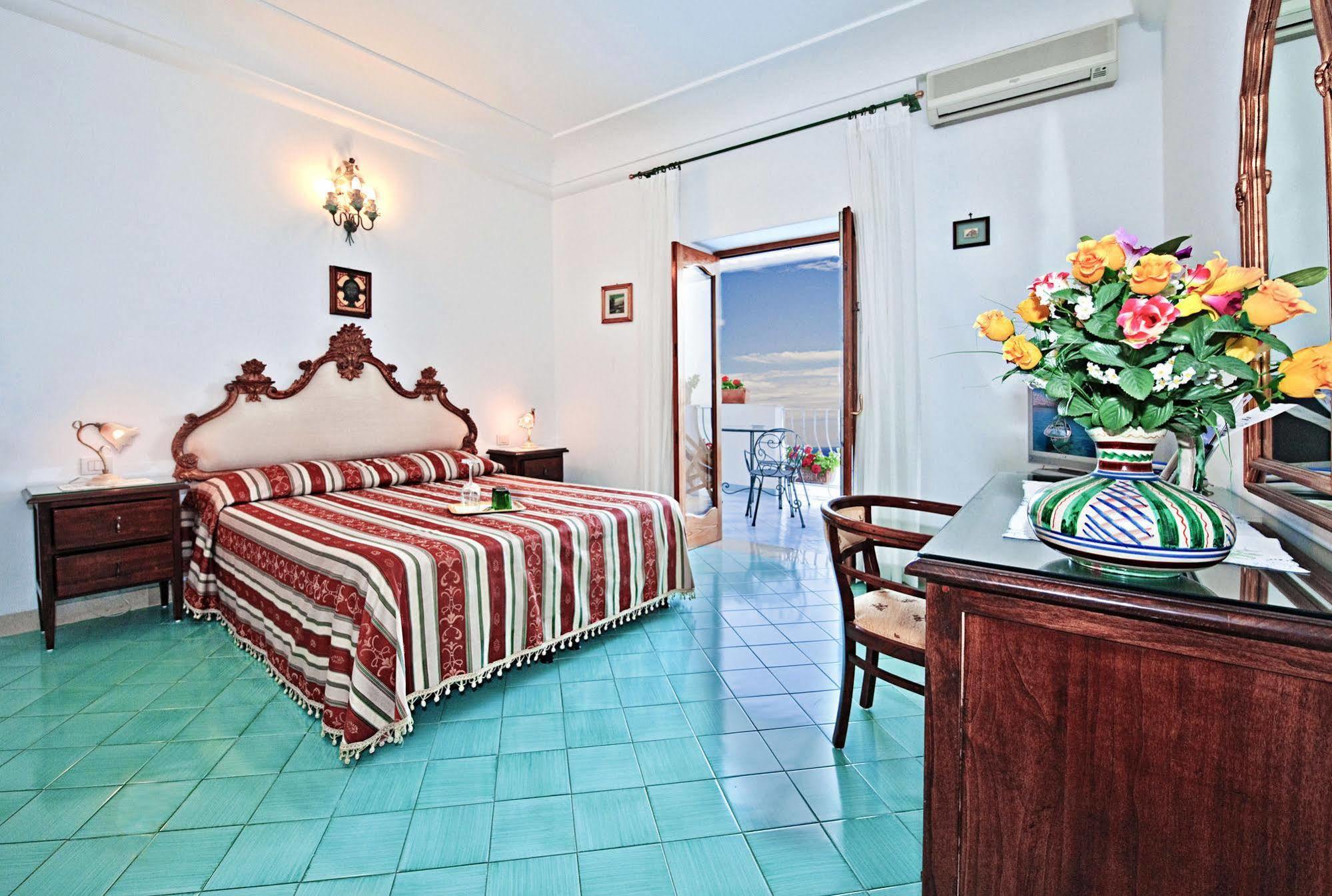 La Rosa Dei Venti Aparthotel Positano Kültér fotó